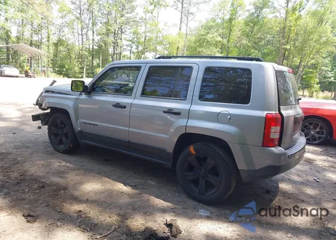 2015 Jeep Patriot Altitude Edition из США, поврежденный, VIN 1C4NJPBA0FD138950